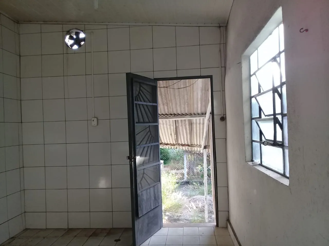 Imagem Casa à venda 2 Quartos, 300M², São Benedito, Pindamonhangaba - SP