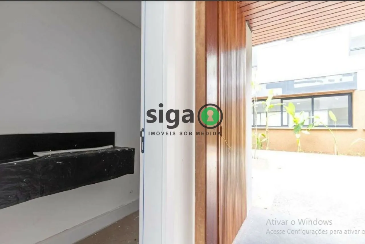 Imagem Casa a venda no Alto da Boa Vista com 4 quartos