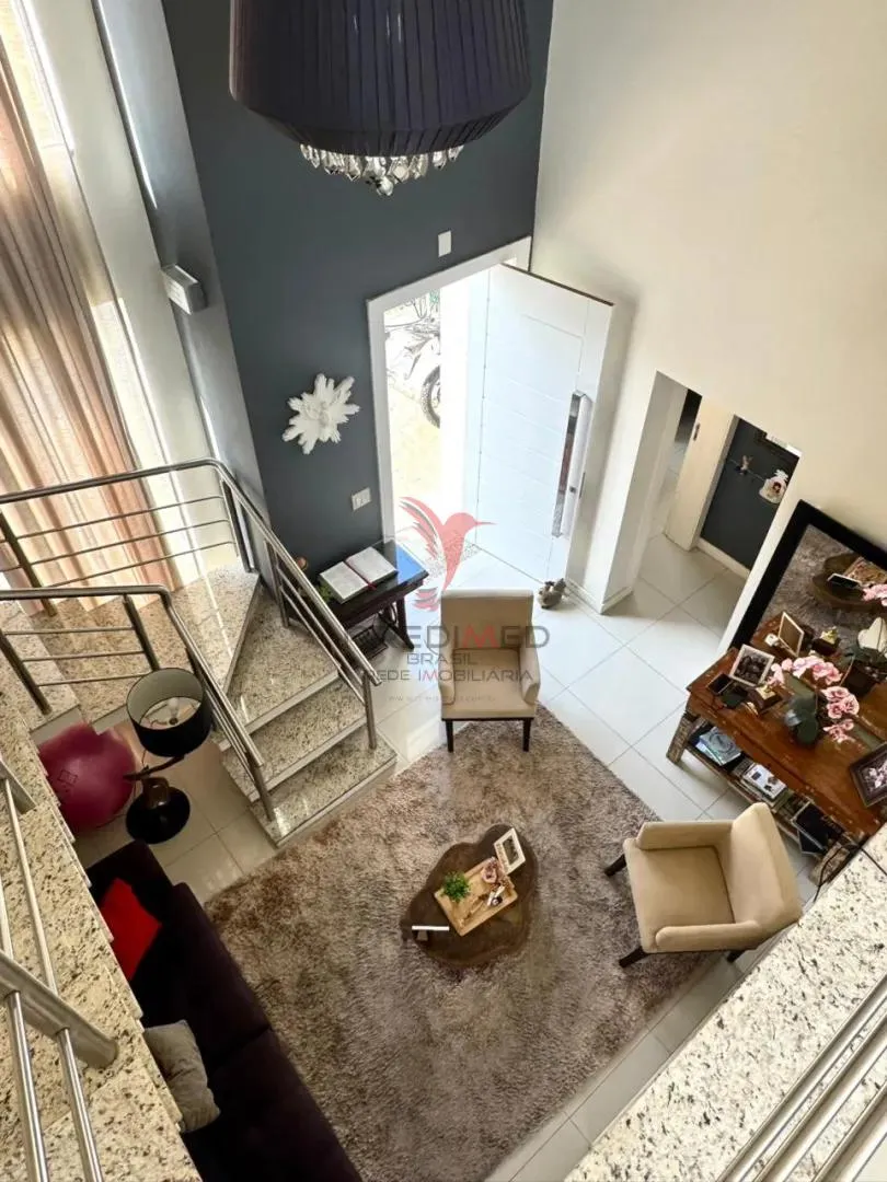 Imagem Refúgio de Conforto e Lazer: Ampla Casa com Piscinas e 3 Quartos no Bairro São João