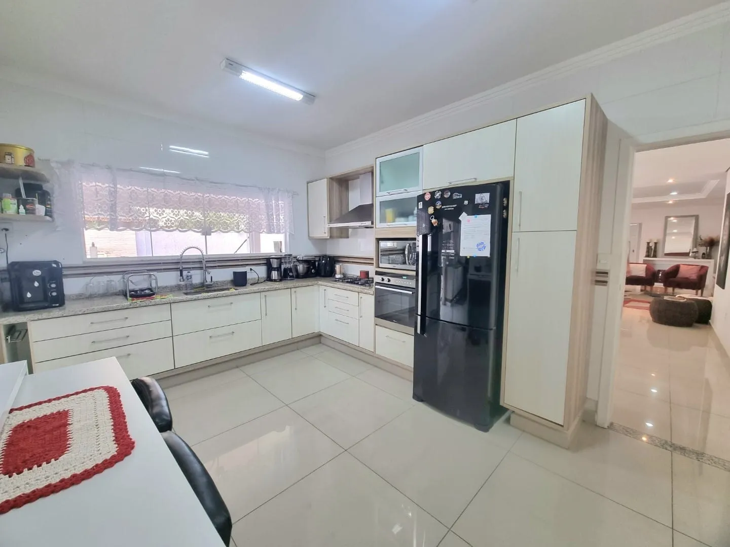 Imagem Casa Térrea de Esquina - Sofisticação, Conforto e Sustentabilidade