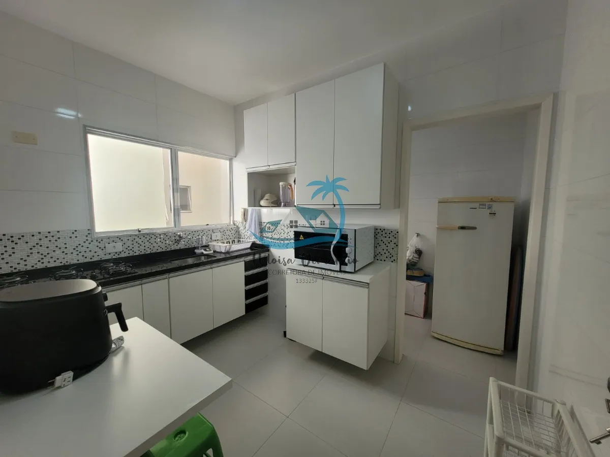 Imagem Apartamento com 3 dormitórios reformado a 100 metros do mar no Itaguá em Ubatuba.