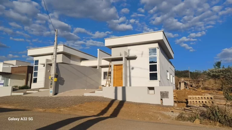 Imagem Casa Geminada para Venda em Concórdia, Vila Jacob Biezus, 2 dormitórios, 1 suíte, 1 banheiro, 1 vaga