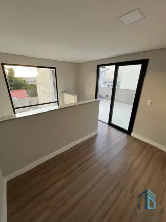 Imagem Sobrado com Ático e terraço, 03 quartos c/suíte em Condomínio no Uberaba em Curitiba PR