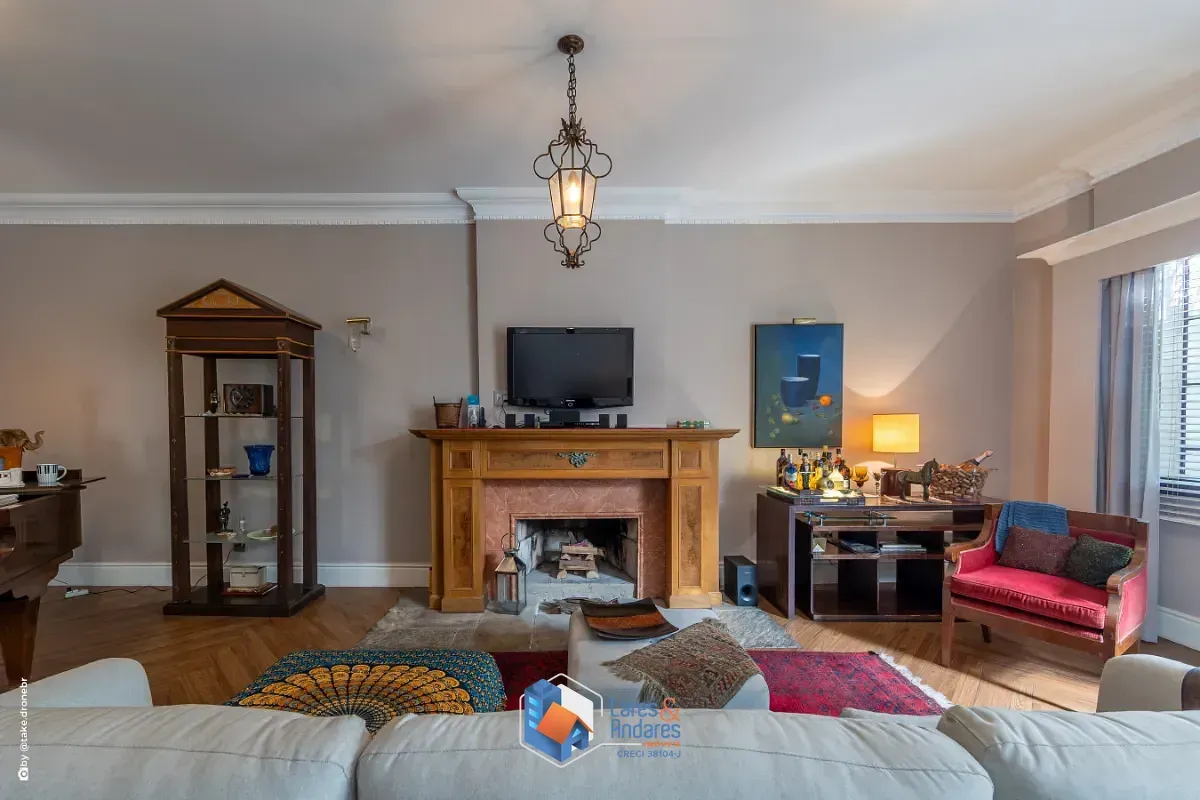 Imagem Casa para venda em Morumbi com 4 quartos, sendo 2 suítes, 556m²