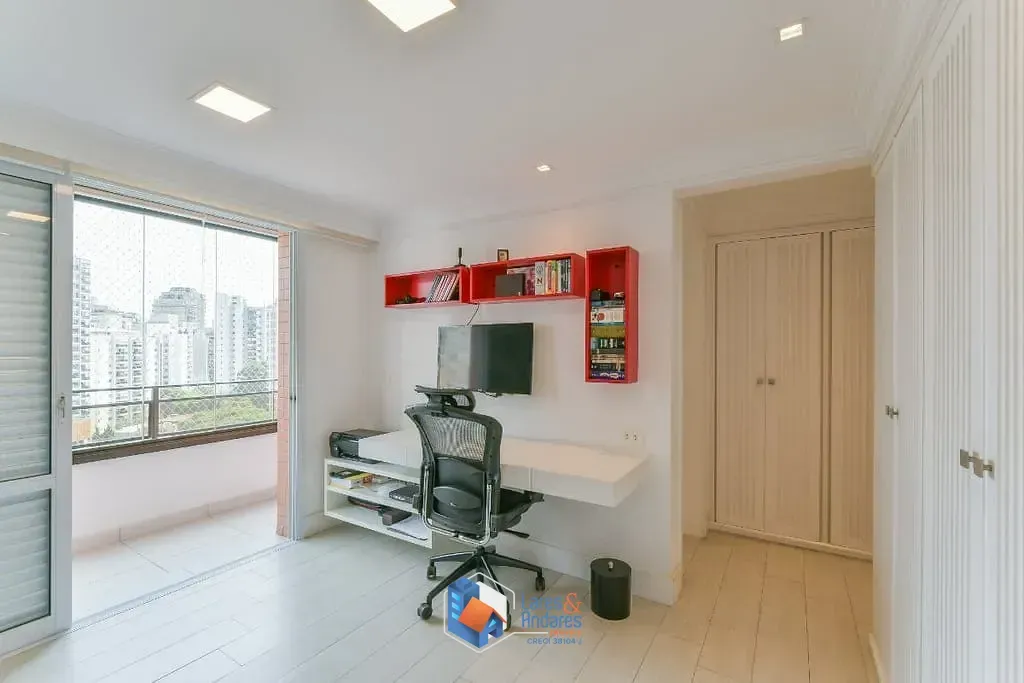 Imagem Apartamento à venda 3 Quartos 3 Suites 3 Vagas 209M² Vila Nova Conceição São Paulo - SP