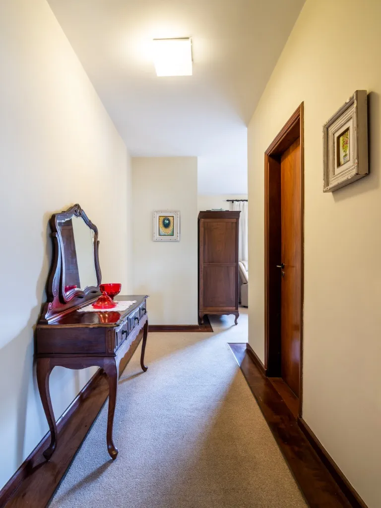 Imagem Imperdível casa à venda em São Paulo-SP, no Jardim das Bandeiras! 4 quartos, 2 suítes, 4 vagas de garagem e 300m² de área!