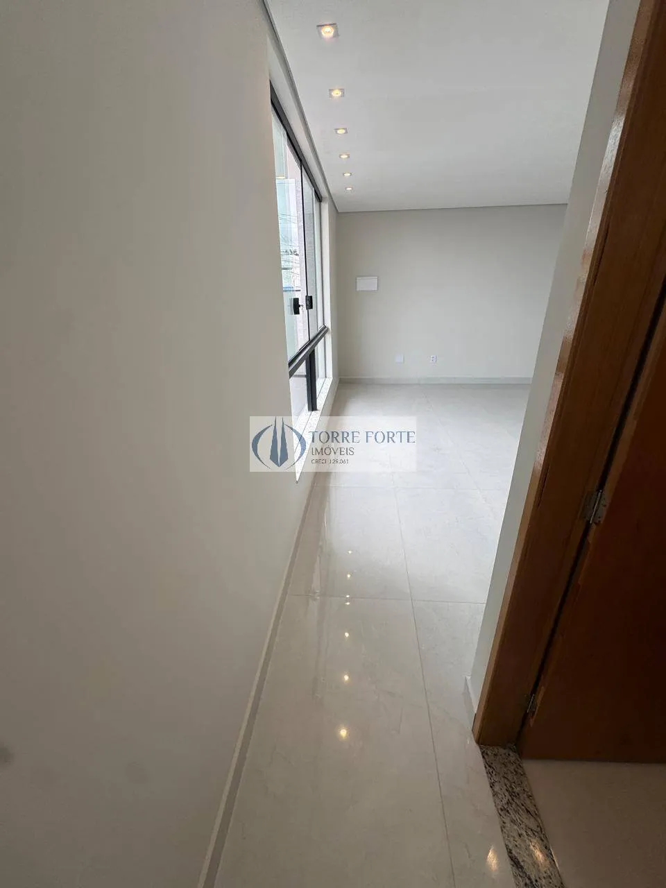 Imagem Lindo sobrado novo com 2 dormitorios 2 suites , 4 vagas , na Vila Carrão.