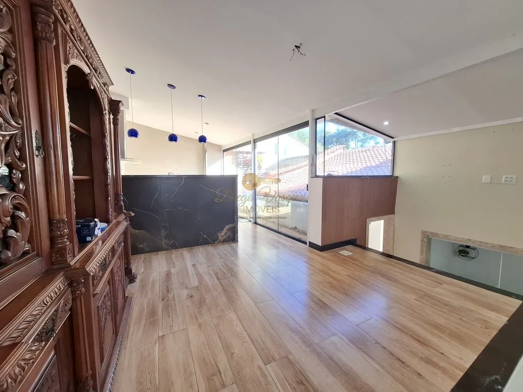Imagem Casa em Condomínio para Venda em Teresópolis / RJ no bairro Iucas