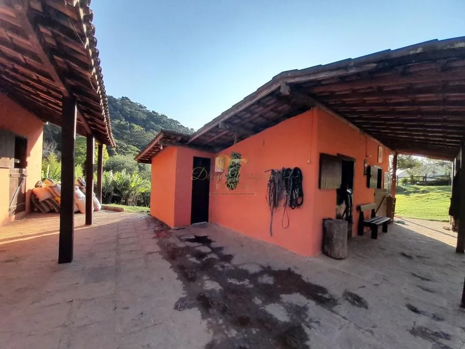 Imagem Casa para Venda em Teresópolis / RJ no bairro Córrego das Pedras