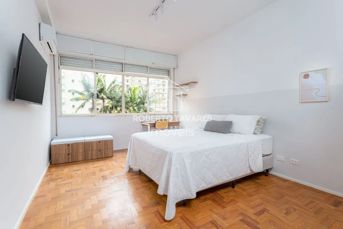 Imagem Apartamento Mobiliado e totalmente Reformado! 145 m2 úteis 5dts e 3 suítes, cozinha aberta para sala - Está a duas quadras da Av. Paulista.