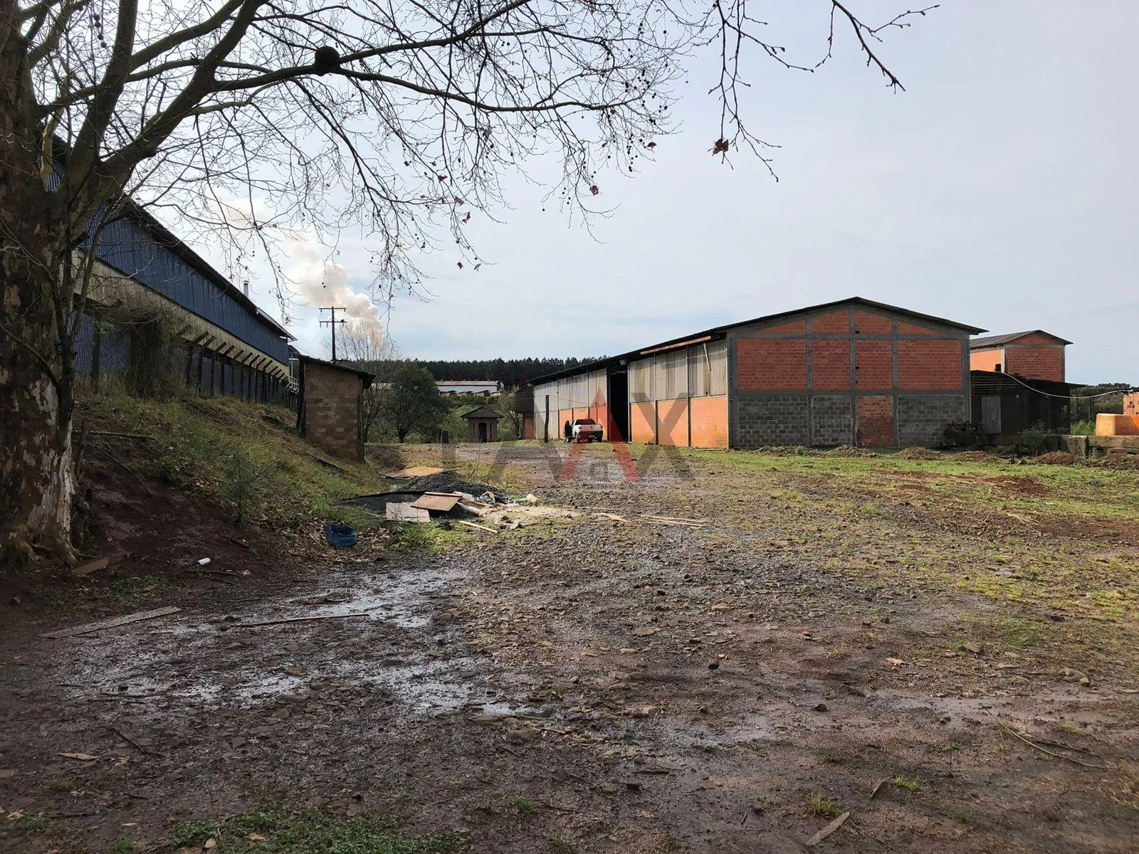 Imagem Barracão com escritório para locação 830.00 m , ATALAIA, GUARAPUAVA - PR