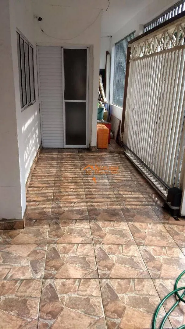 Imagem Casa com 2 dormitórios à venda por R$ 260.000,00 - Conjunto Residencial Haroldo Veloso - Guarulhos/SP