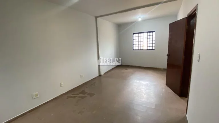 Imagem Casa com 5 dormitórios no Centro de Uberaba