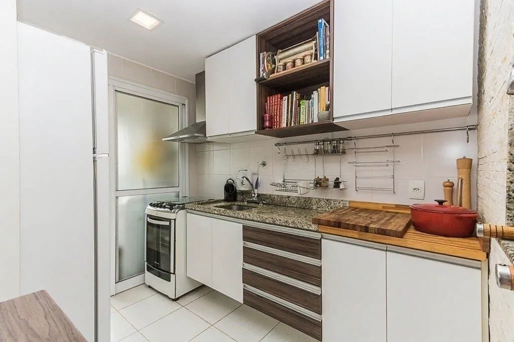 Imagem Vende-se apartamento com 2 quartos (1 suíte), 68m² e 2 vagas - Passo da Areia