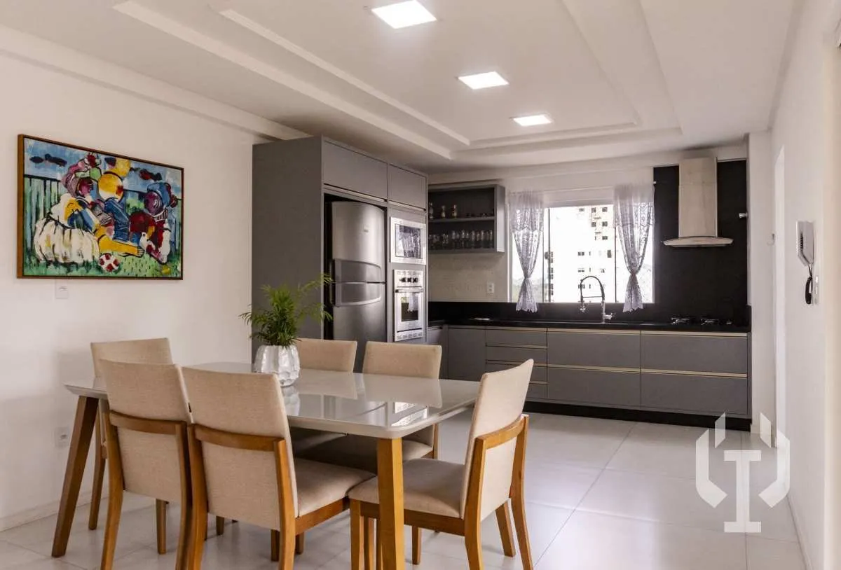 Imagem Apartamento mobiliado de 3 suítes em Meia Praia