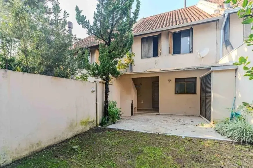 Imagem Casa em condomínio com 3 dormitórios, suíte, sótão e lazer completo - 106m²