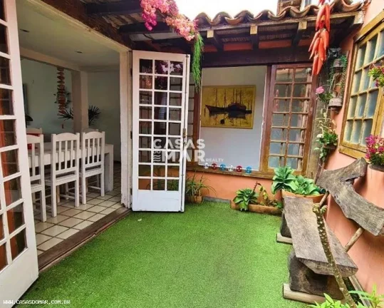 Imagem Casa Frente Mar para Temporada em Armação dos Búzios / RJ no bairro Praia Rasa