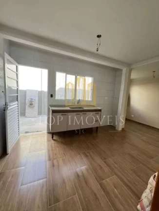 Imagem Casa à Venda no Bosque dos Eucaliptos – Recém-Reformada, Espaçosa e Pronta para Morar! Se você está em busca de conforto, praticidade e uma localização privilegiada, encontrou o seu novo lar!