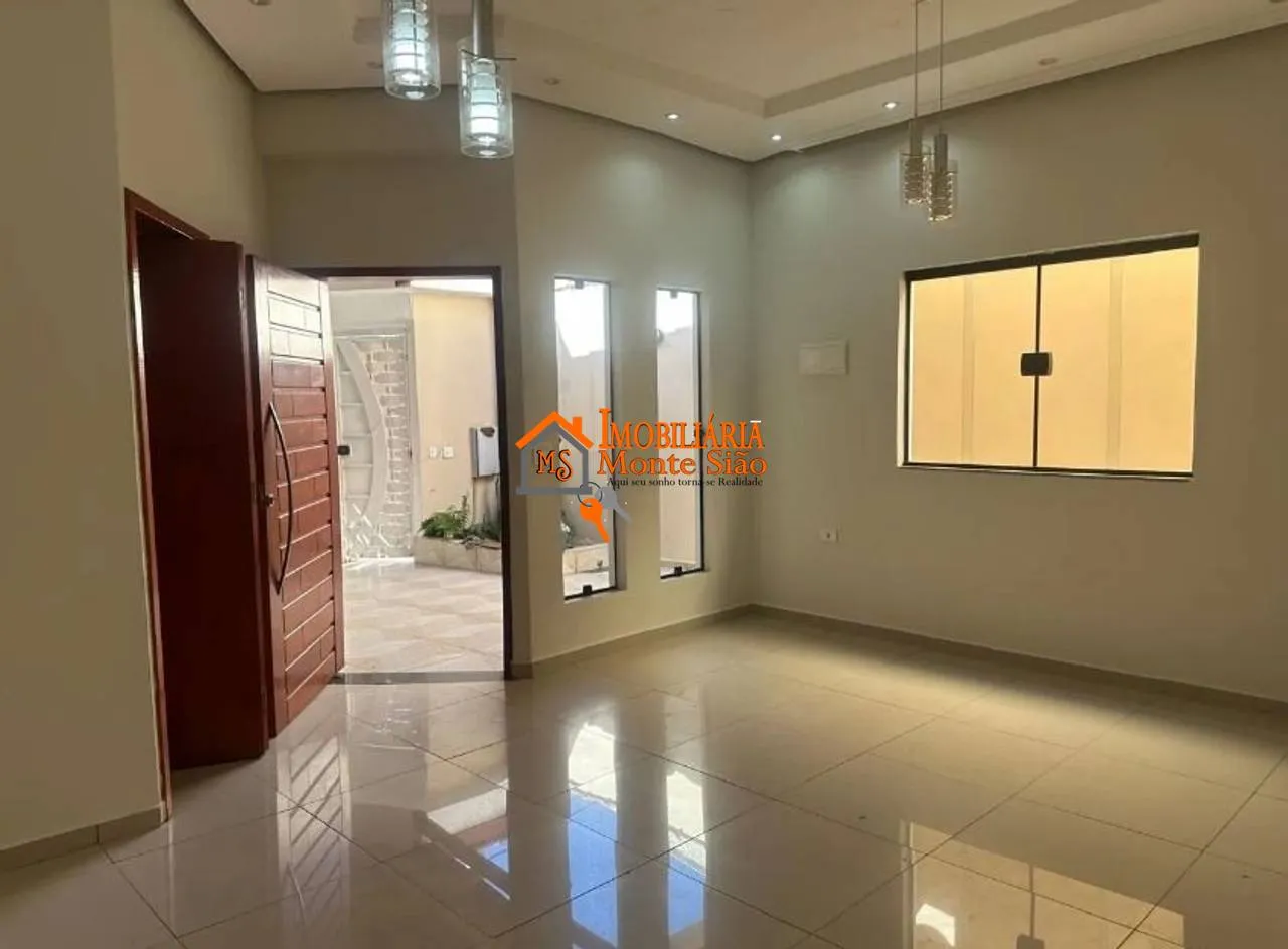 Imagem Casa com 2 dormitórios à venda, 175 m² por R$ 658.000,00 - Carmela III - Guarulhos/SP