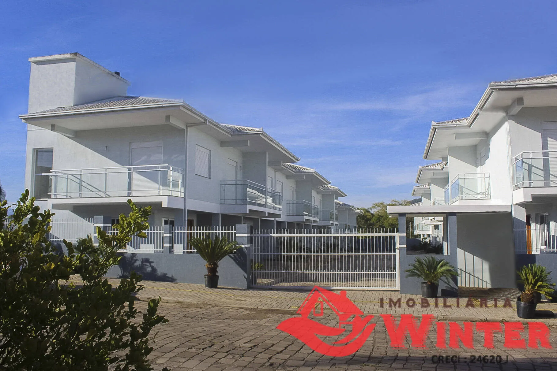 Imagem Condomínio Residencial Vila Rica, sobrados de 2 dormitórios.
