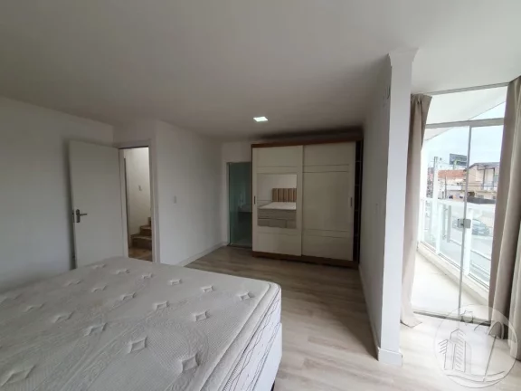 Imagem Espaçoso triplex para morar ou investir Balneário Camboriú