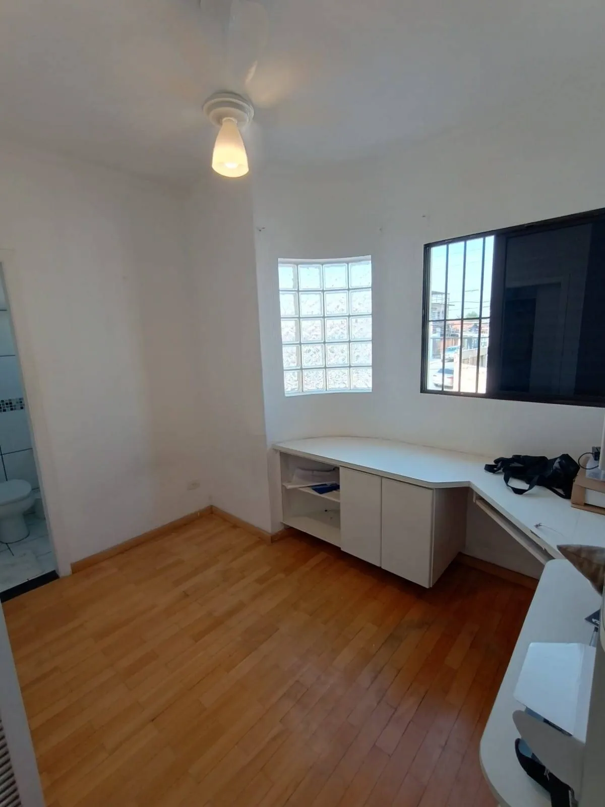 Imagem Excelente Sobrado - Parque da Lapa - 135M², 3 Dorms, 3 Suítes, 3 Vagas.