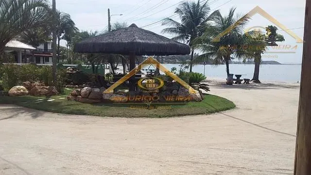 Imagem Casa em Condomínio para Venda em São Pedro da Aldeia / RJ no bairro Paia Linda