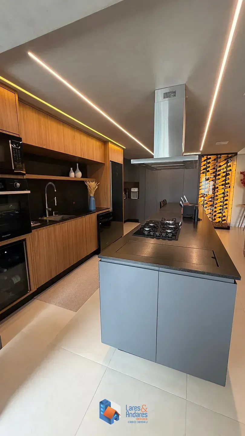 Imagem Apartamento para venda em Moema com 3 quartos, sendo 3 suítes, 160m²