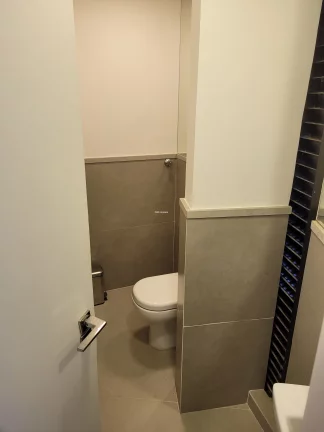 Imagem Conjunto Comercial de Alto Padrão com 3 Salas e 4 Vagas de Garagem no Jardim Caboré, São Paulo-SP