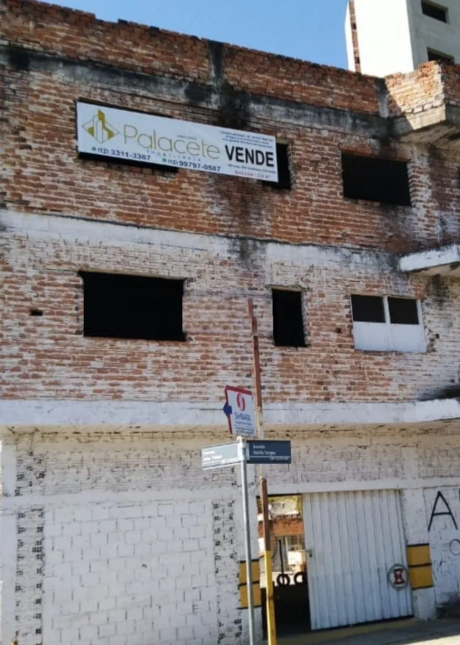 Imagem Oportunidade Única: Prédio Inacabado com Potencial para Expansão em Localização Estratégica em Aparecida