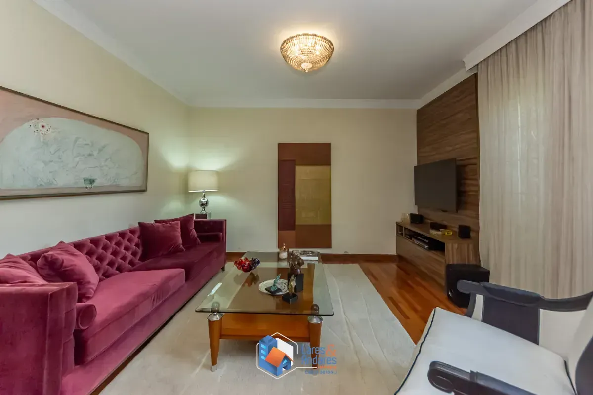 Imagem Casa para venda em Vila Mariana com 2 quartos, sendo 1 suíte, 206m²