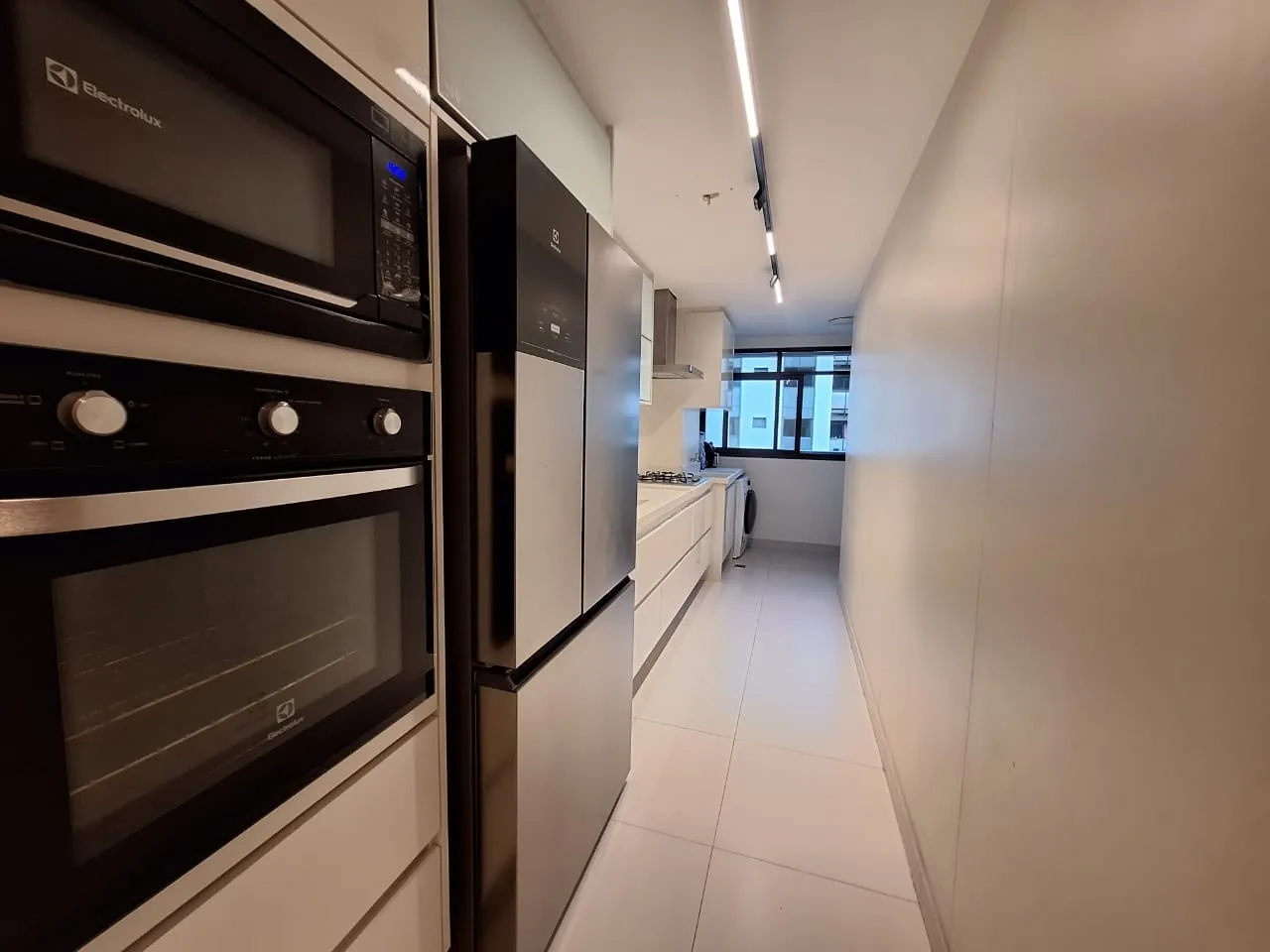 Imagem Apartamento para Venda em Rio de Janeiro, Barra da Tijuca, 4 dormitórios, 2 banheiros, 2 vagas