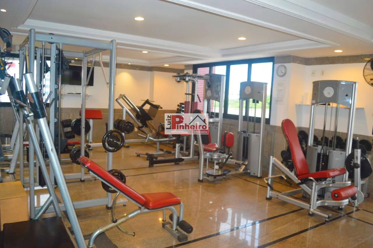 Imagem 4 Suites CIDADE JARDIM Apartamento com 210m2