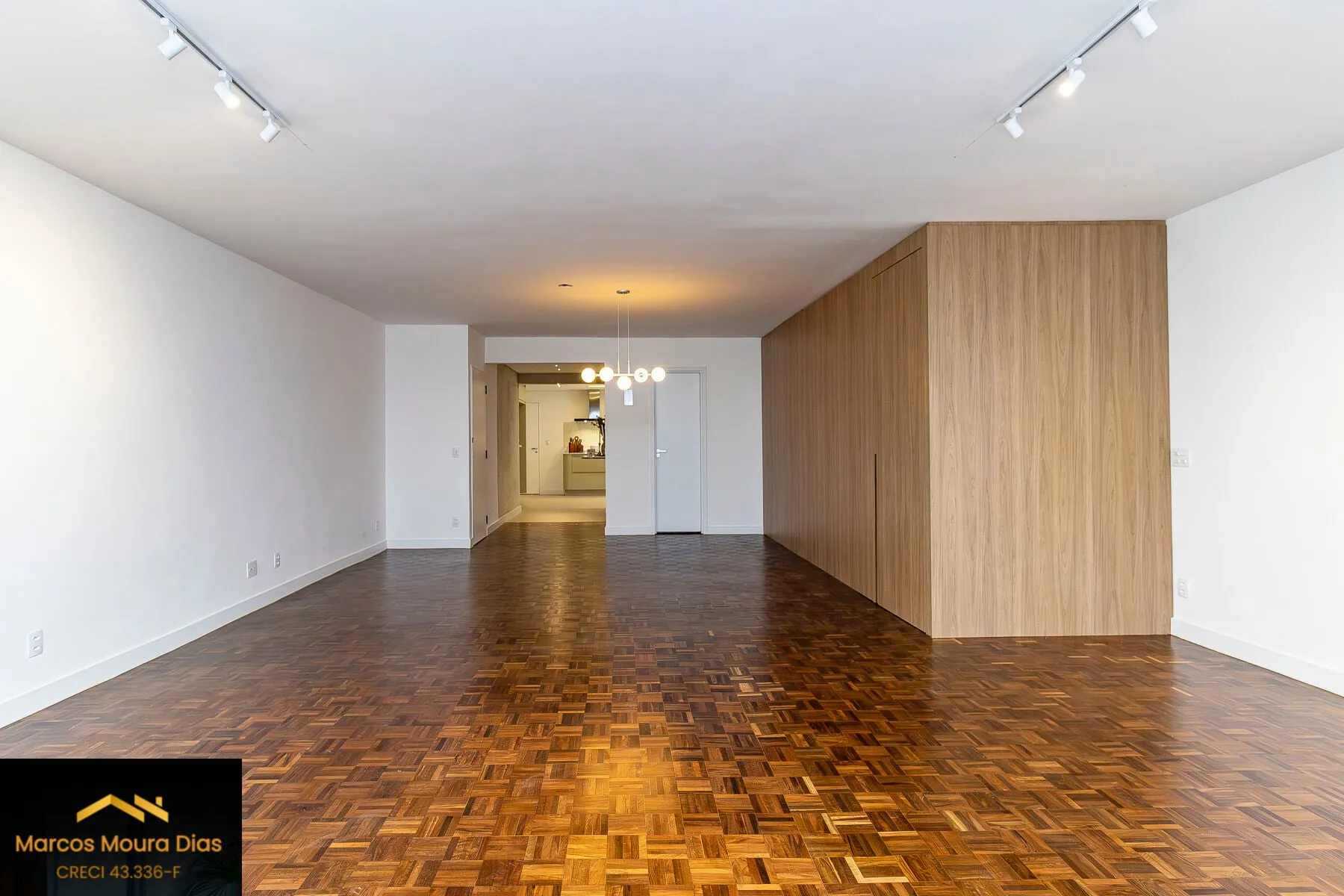 Imagem Apartamento Alto Padrão 3 suítes,167m2 ,reformado, 2 vagas, Alameda Sarutaiá