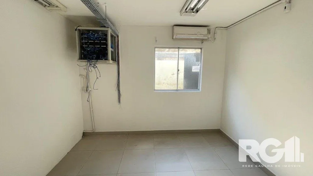 Imagem Prédio Comercial Imponente com 1.200m² na Zona Norte de Porto Alegre