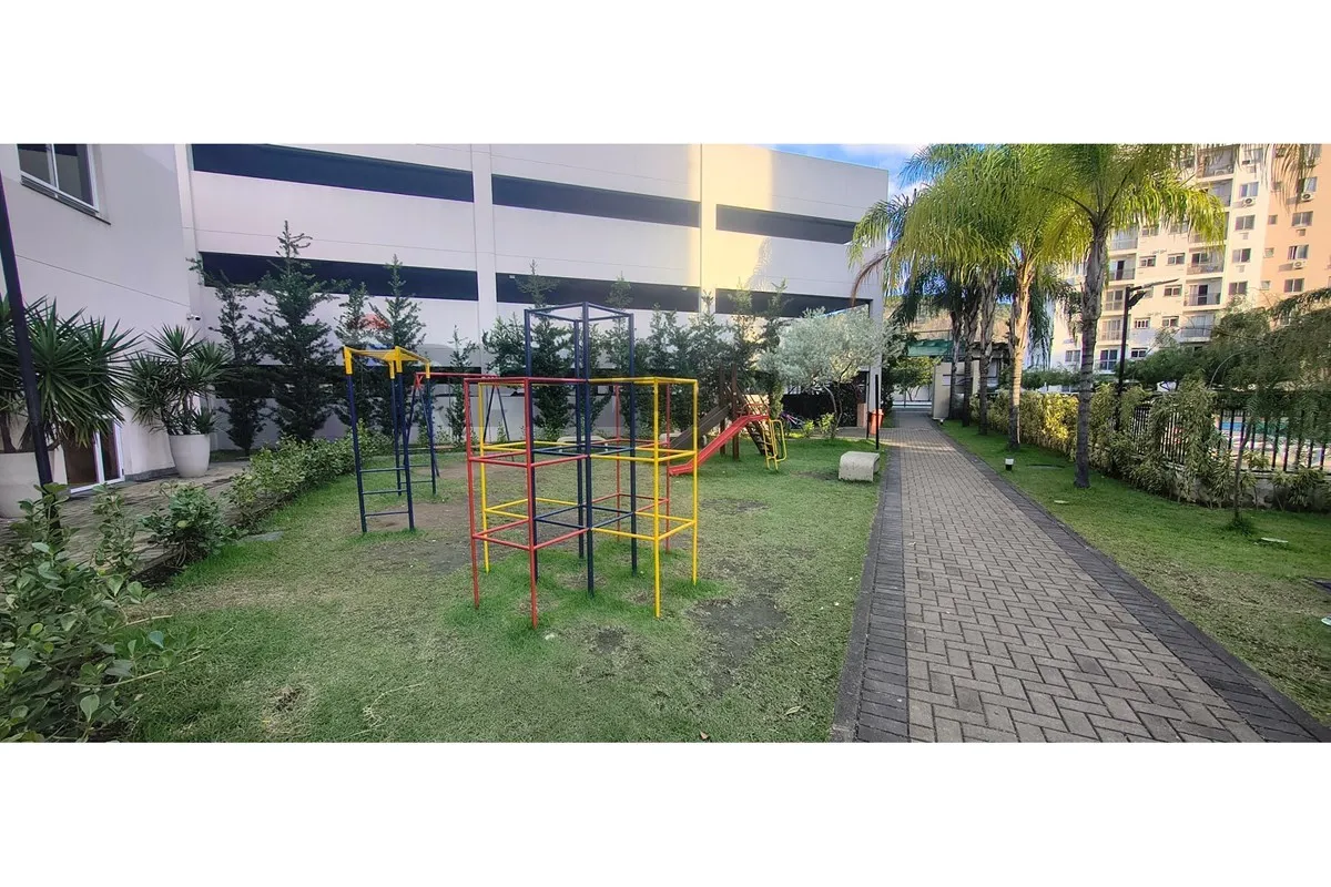 Imagem Aluga-se apartamento de 2 quartos, 1 banheiro, 1 vaga, no condomínio Dez Jacarepaguá, Anil próximo ao Parkshopping Jacarepaguá