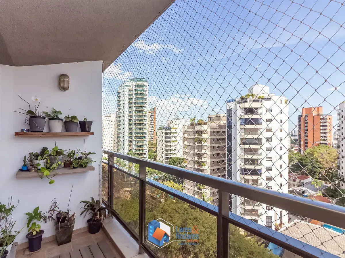 Imagem Apartamento para venda em Moema com 3 quartos, sendo 1 suíte, 107m²