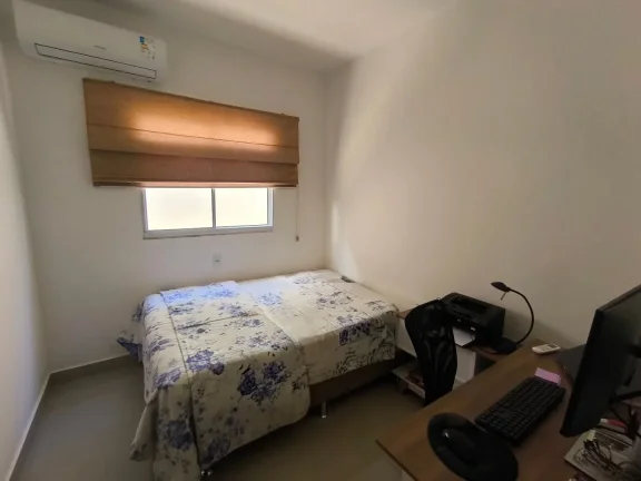 Imagem Casa 3/4 Sendo 1 Suite Com Otimo Quintal No Condominio Les Arcs , Oportunidade