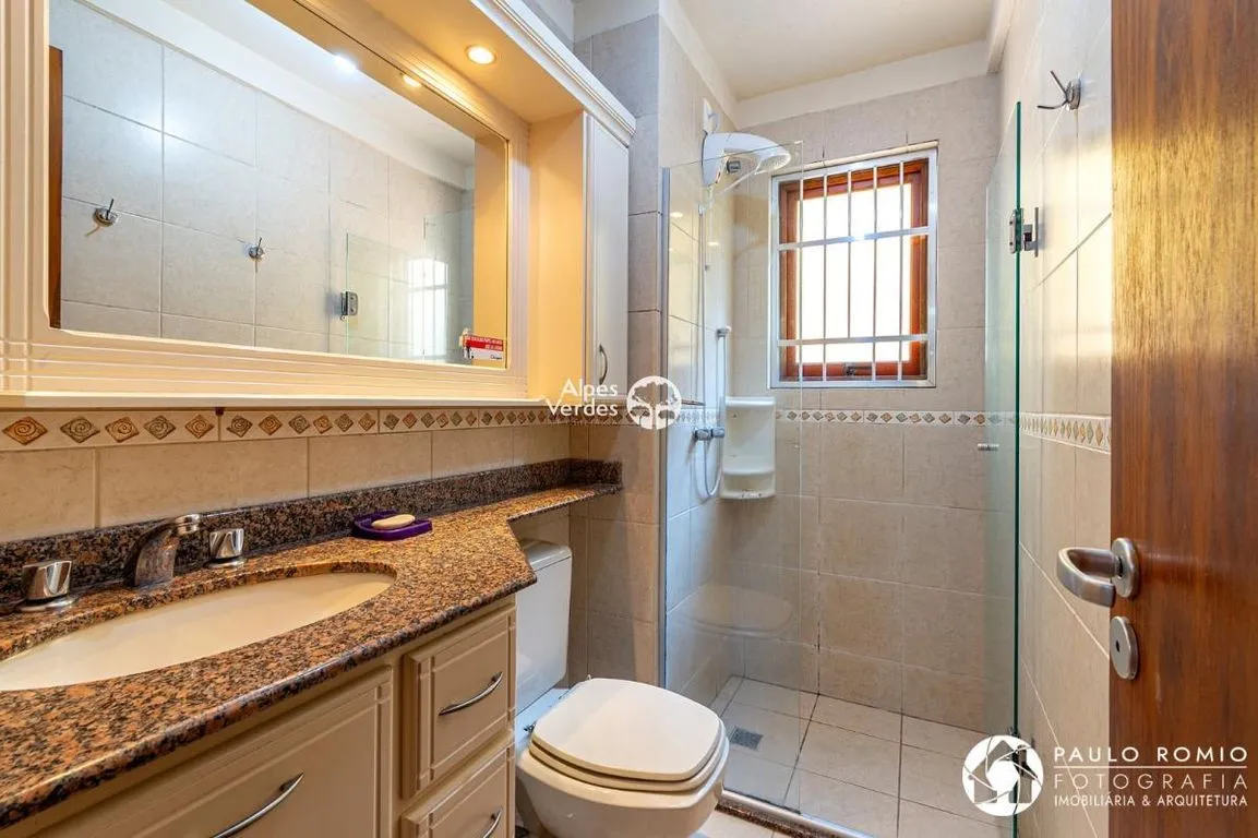 Imagem Vende-se apartamento mobiliado em Gramado a 5 minutos da Rua Coberta