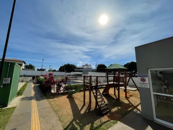 Imagem Apartamento com 2 Dormitórios no Condomínio Park Primavera, no bairro Conjunto Manoel Mendes - Uberaba