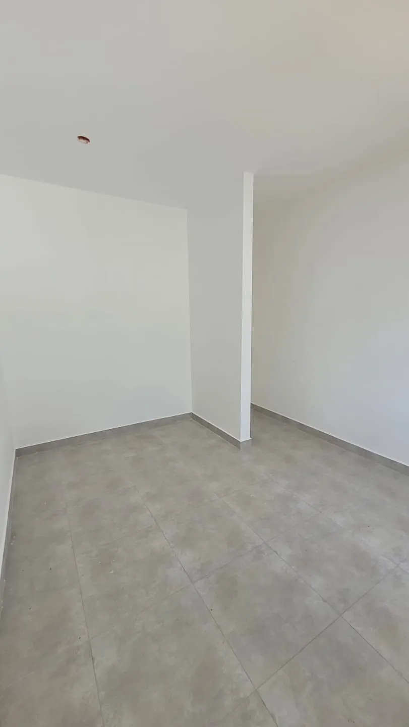 Imagem Casa à venda 2 Quartos, 1 Suite, 1 Vaga, 125M², Residencial e Comercial Portal dos Eucaliptos, Pindamonhangaba - SP