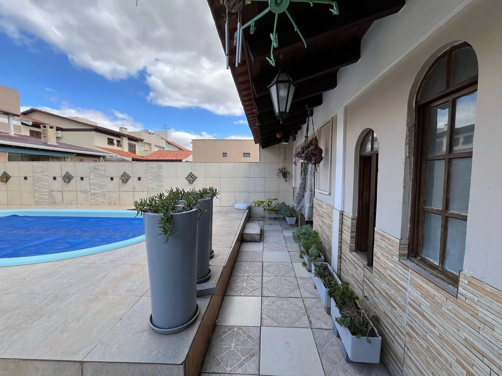 Imagem Casa com piscina a venda em Ipanema