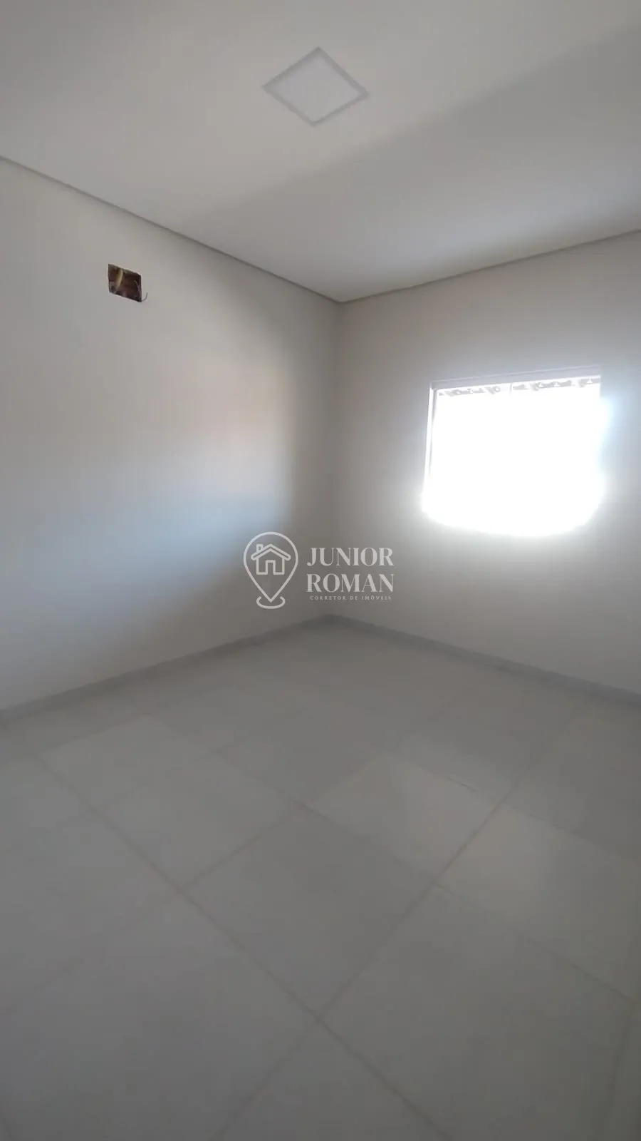 Imagem AMPLO SOBRADO 4 DORM 1 SUITE AREA DE LAZER COM CHURRASQUEIRA NO BAIRRO SANTA LUZIA - BARREIRAS/BA