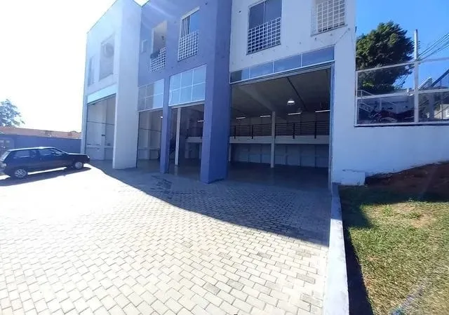 Foto do imóvel Casa para Locação 2 Vagas, 300M², Residencial Estoril, Taubaté - SP