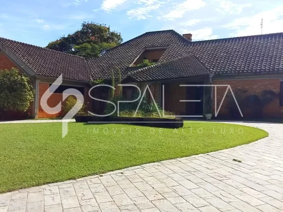 Imagem Linda casa de revista com influência europeia disponível para locação ou venda no Terras de São José I