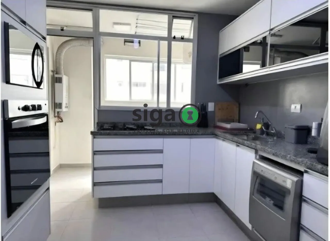 Imagem Apartamento à Venda no Campo Belo - 132 m² | 3 Dormitórios |Andar Alto