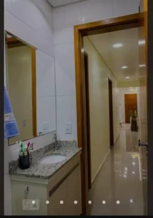 Imagem Cobertura Sem Condomínio com 105 m² 2 Dormitórios 1 Vaga de Garagem