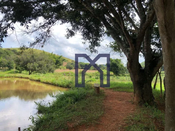 Imagem Sítio com 3 dormitórios à venda, 359300 m² por R$ 2.200.000,00 - Zona Rural - Pedralva/MG