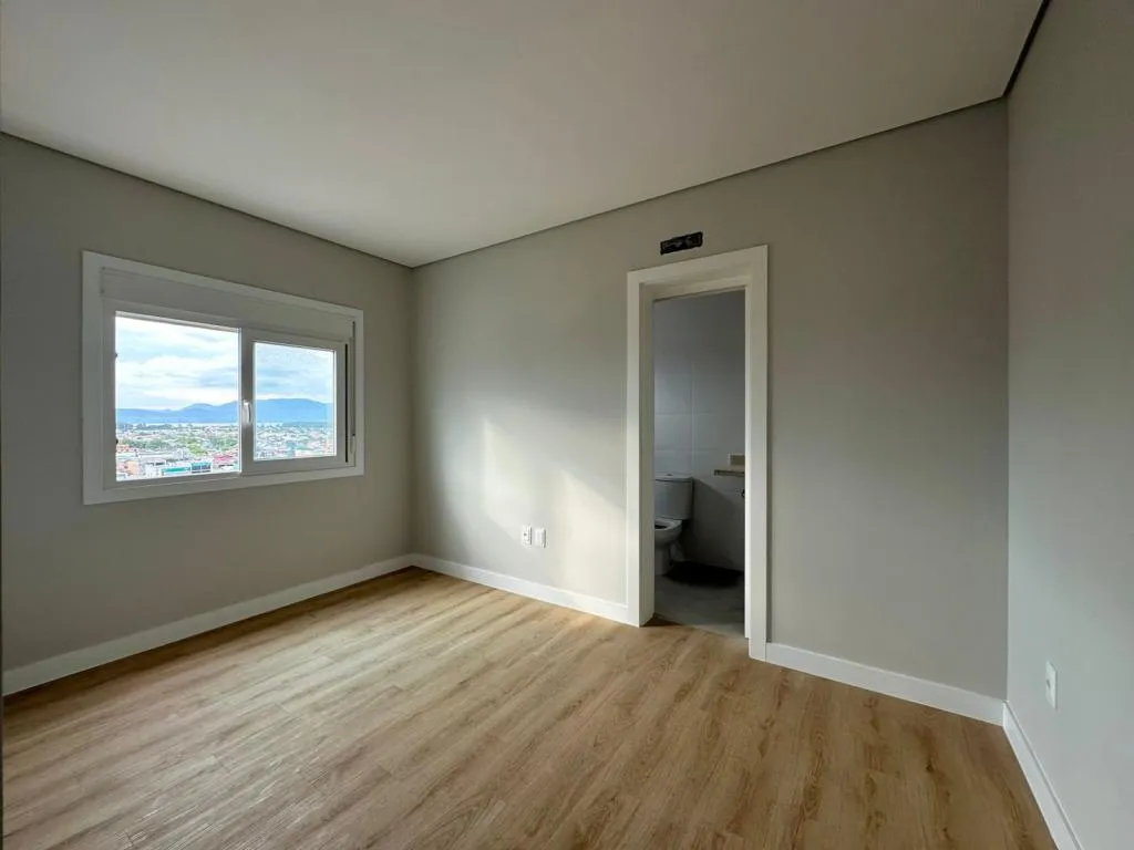 Imagem Apartamento 3 Dormitórios - Bairro Navegantes