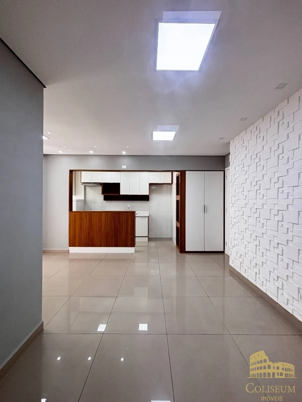Imagem Lindo Apto 2 Dorms, Sacada, 1 vaga, Lazer - Guihermina